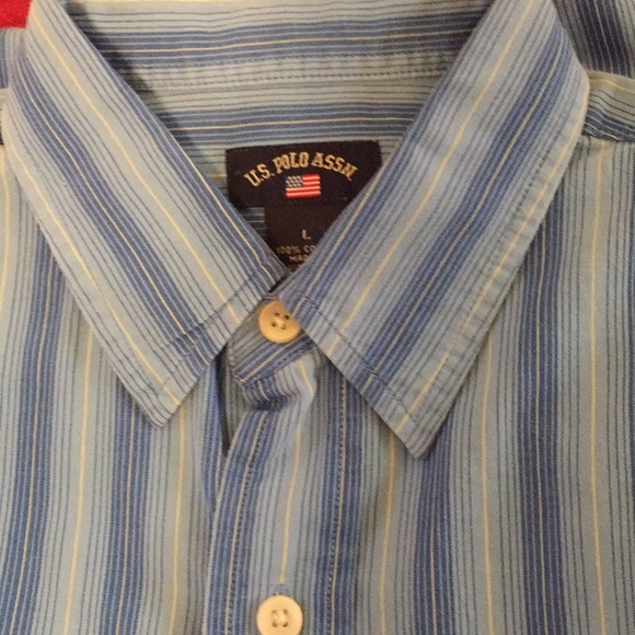 A set of three young man shirts. - Picture 2 of 4